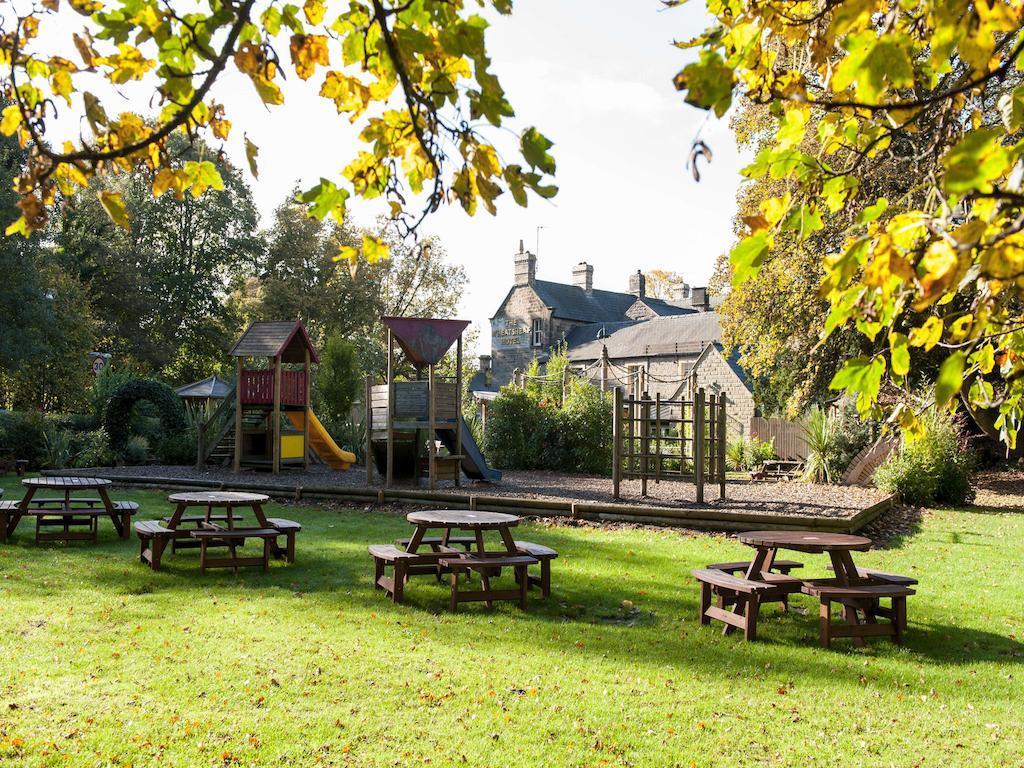 Wheatsheaf, Baslow By Marston'S Inns Exteriör bild